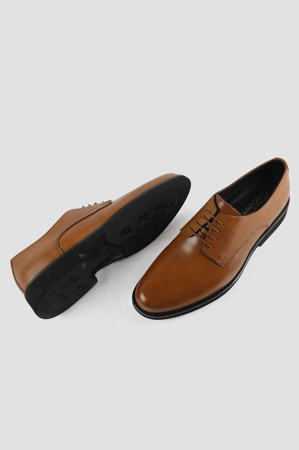 Plain Toe Blucher