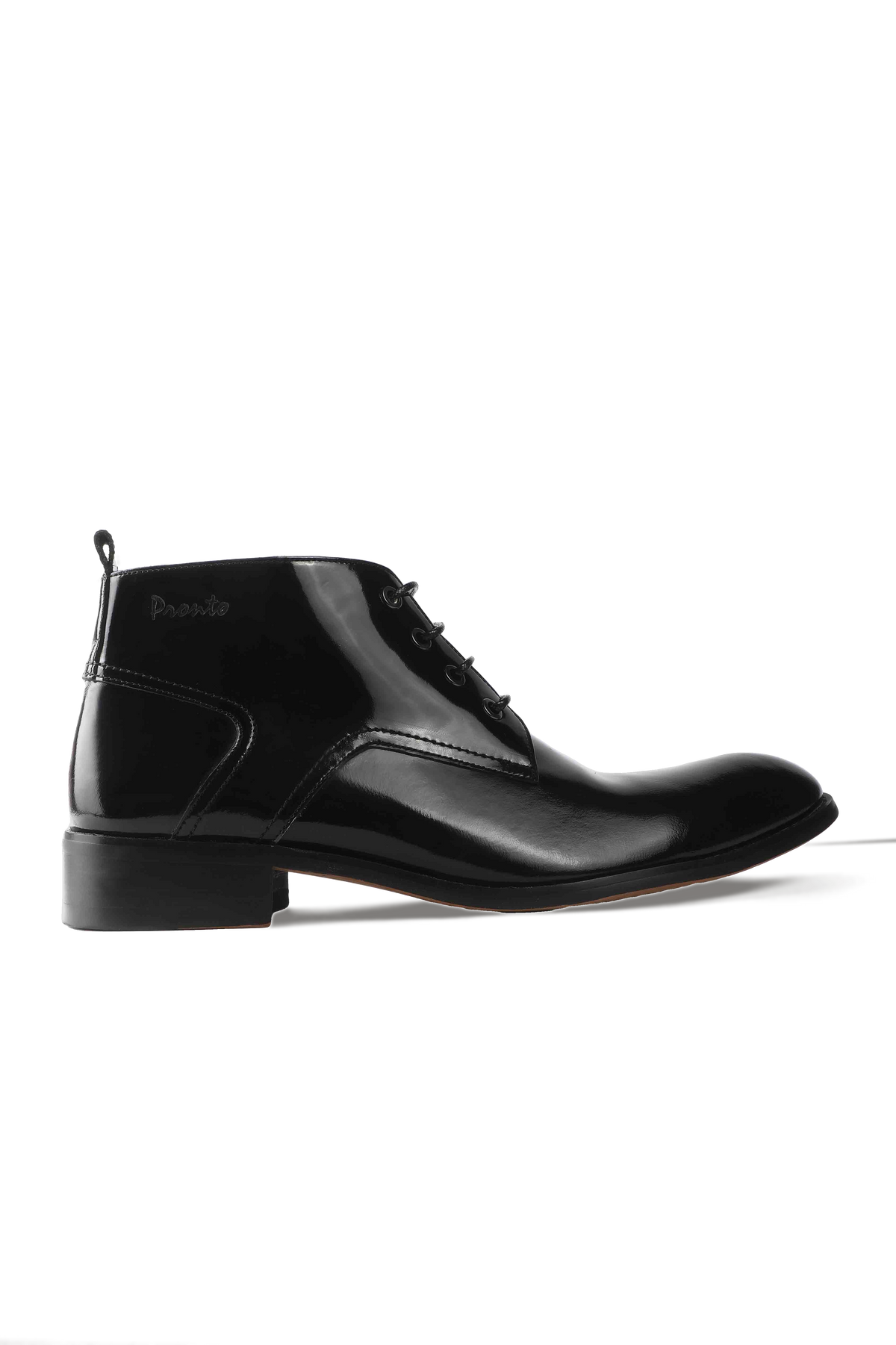 Plain toe derby Boot