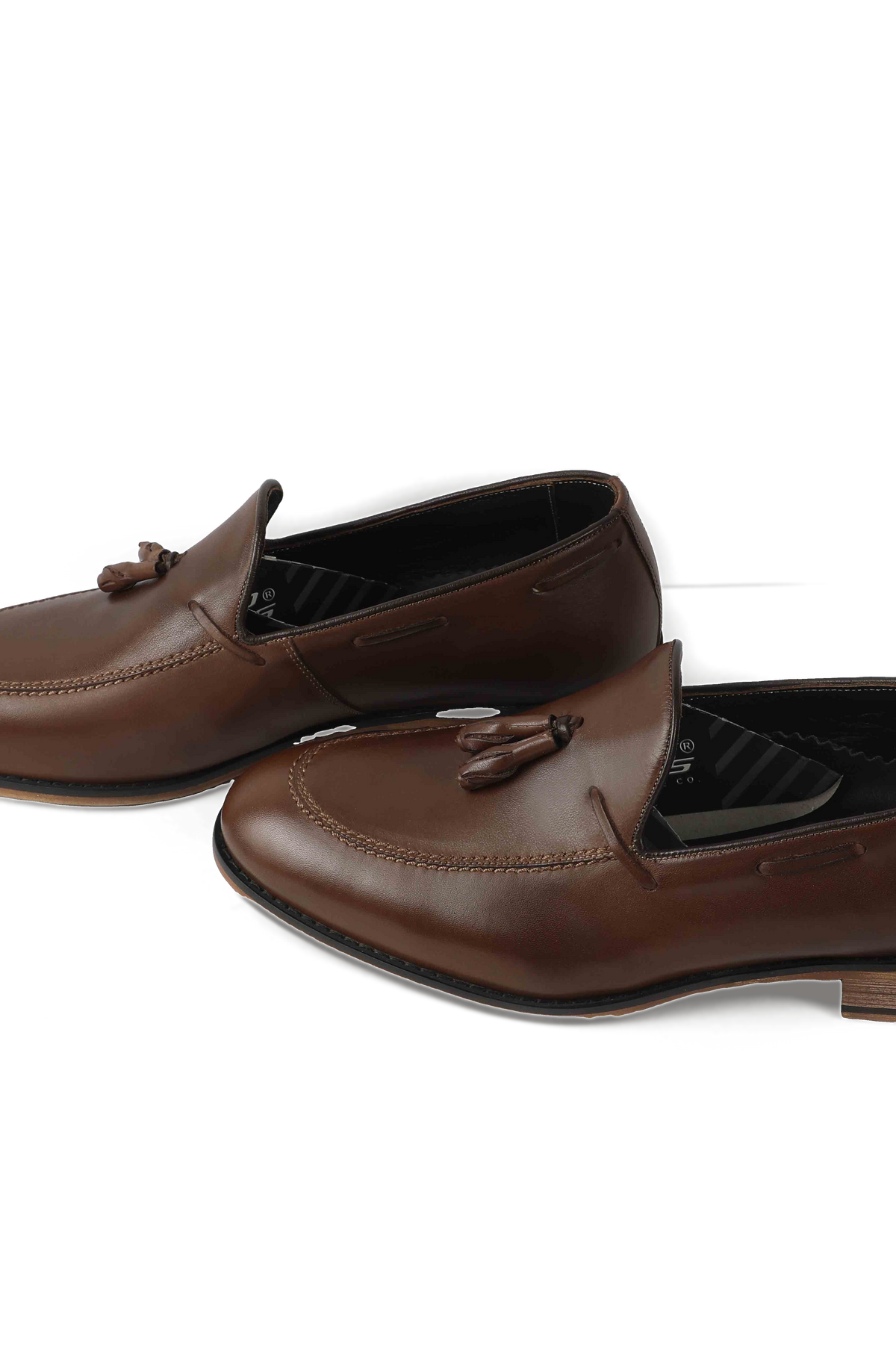 Tassel loafer