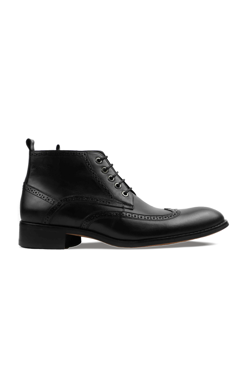 Wingtip Derby Boot