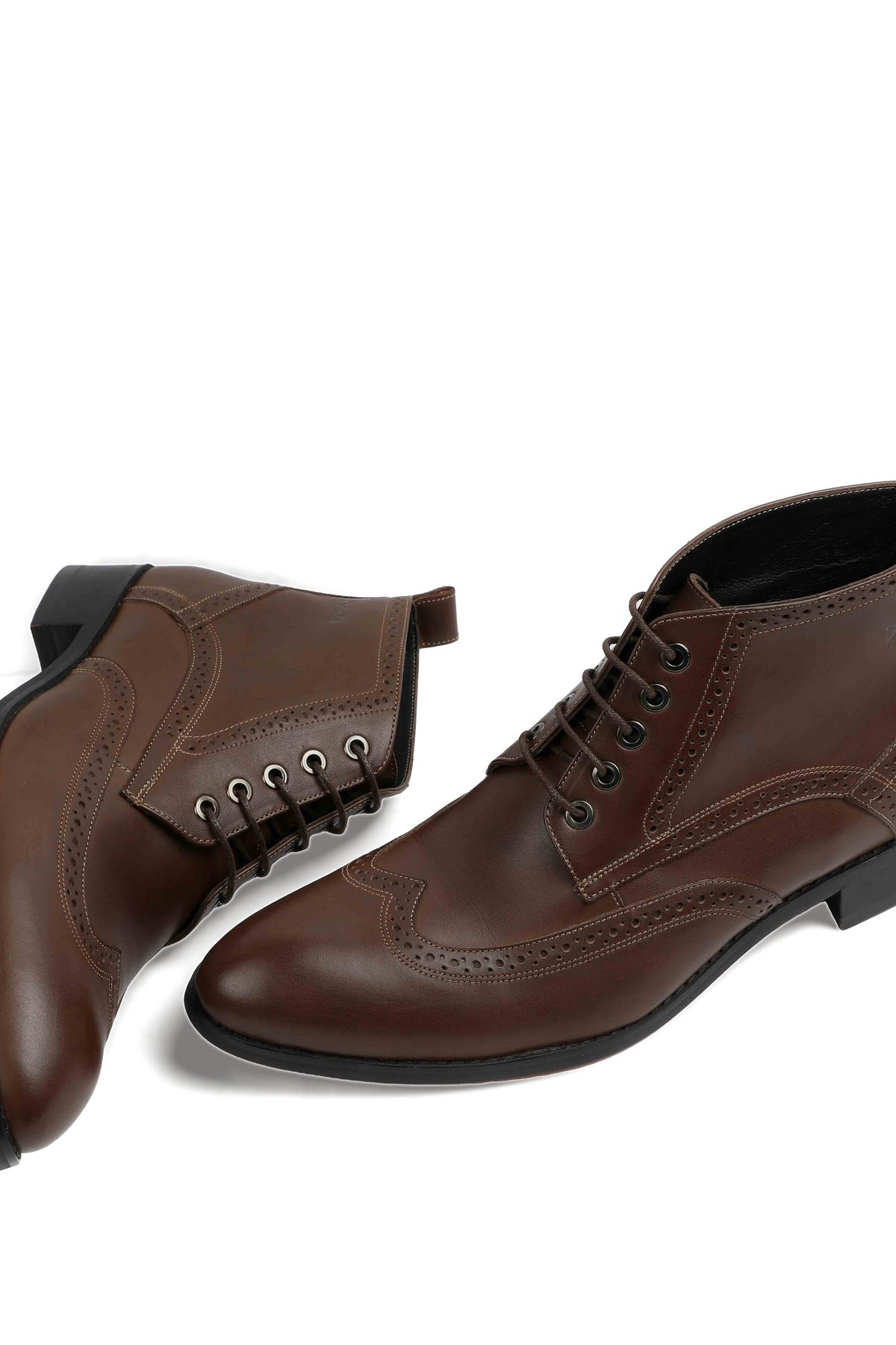 Wingtip Derby Boot