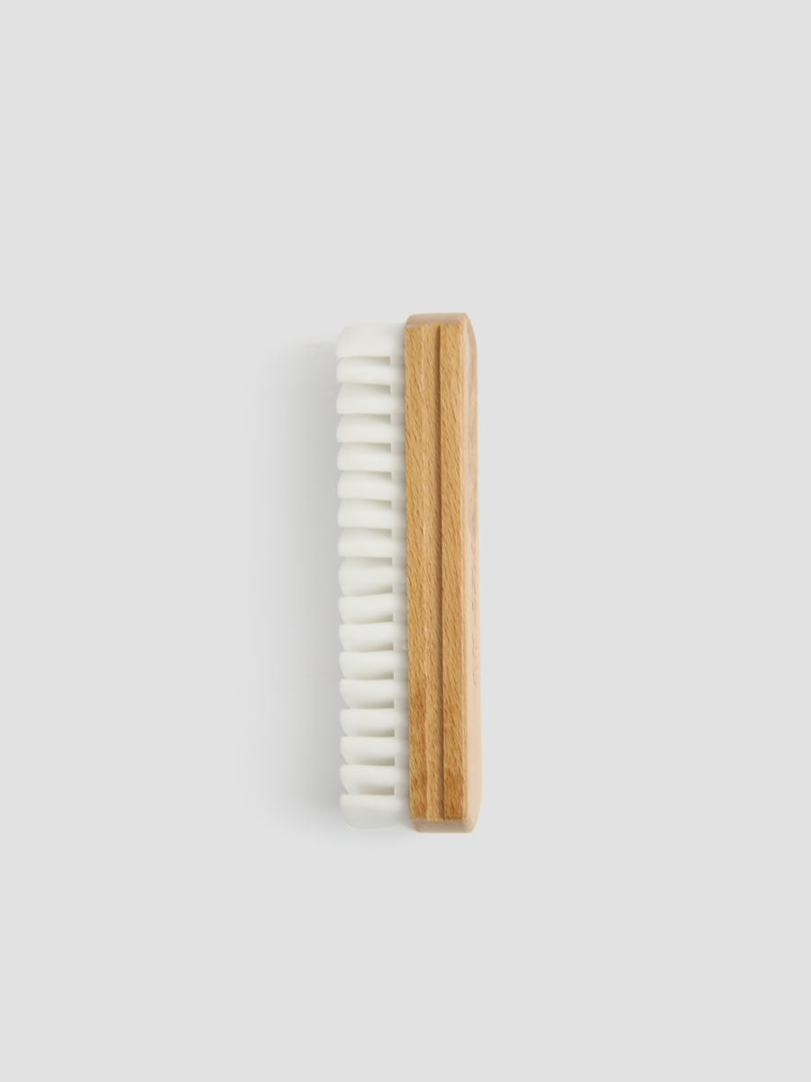 suede brush