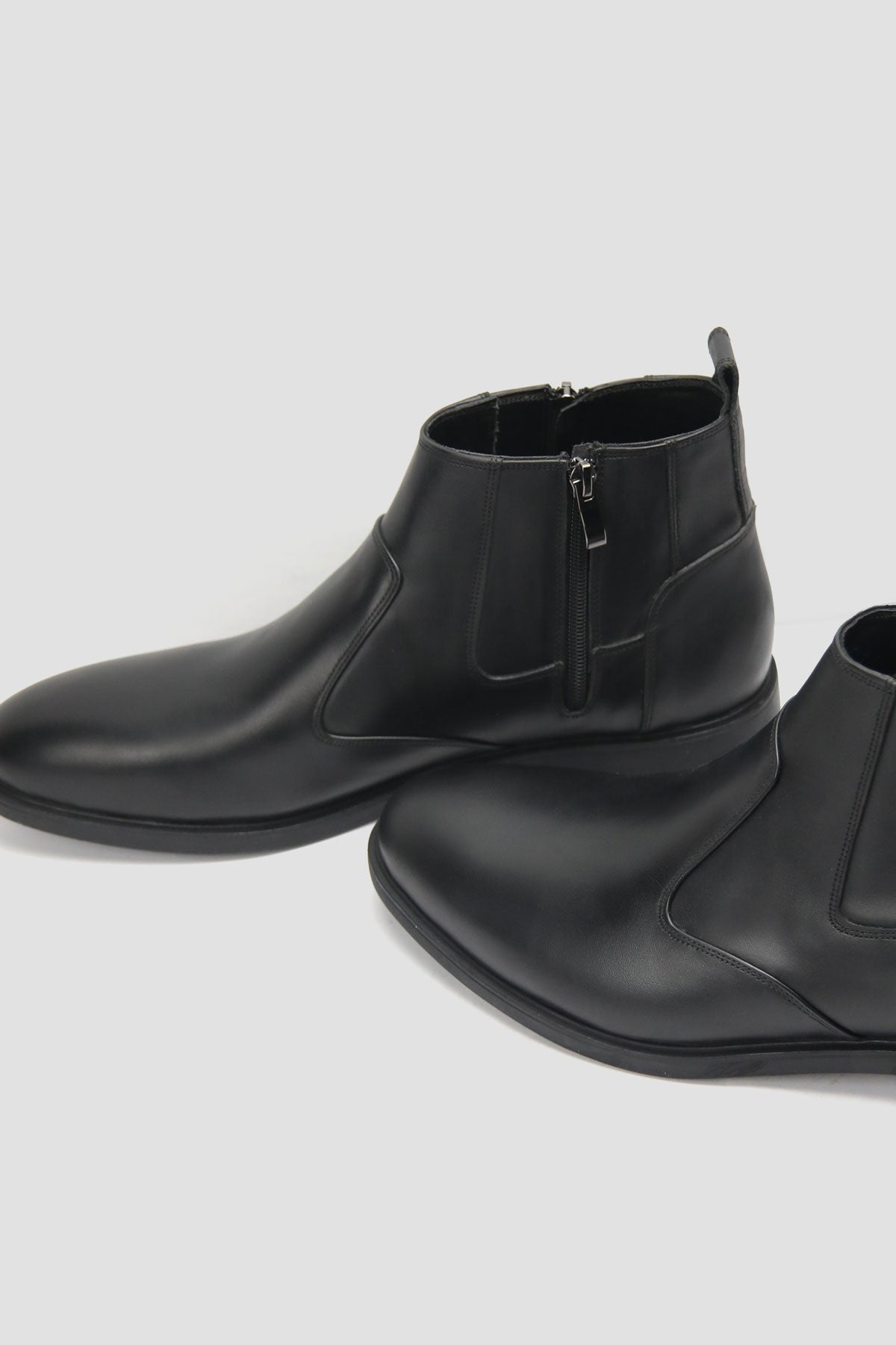 Welted Chelsea Boot