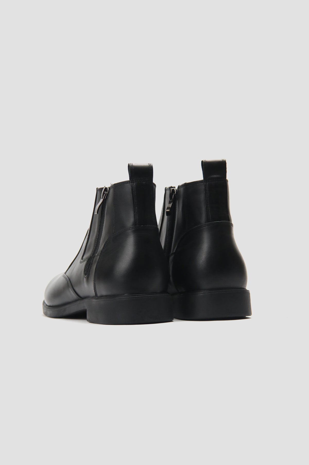 Welted Chelsea Boot