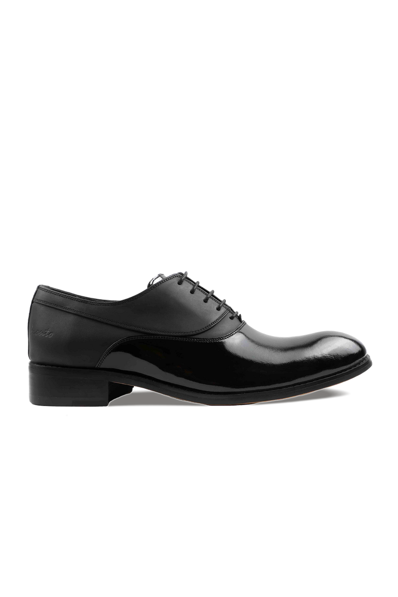 Cap toe Oxford