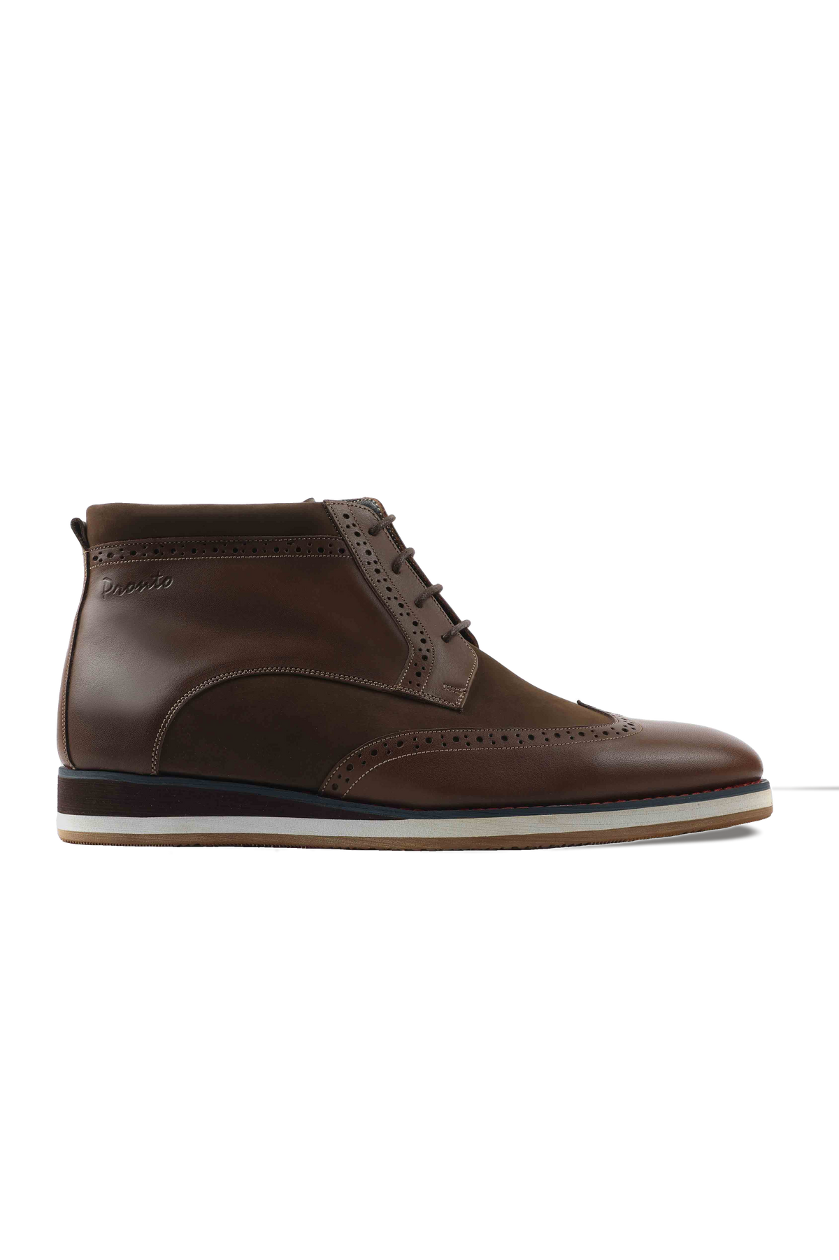 Wingtip boot