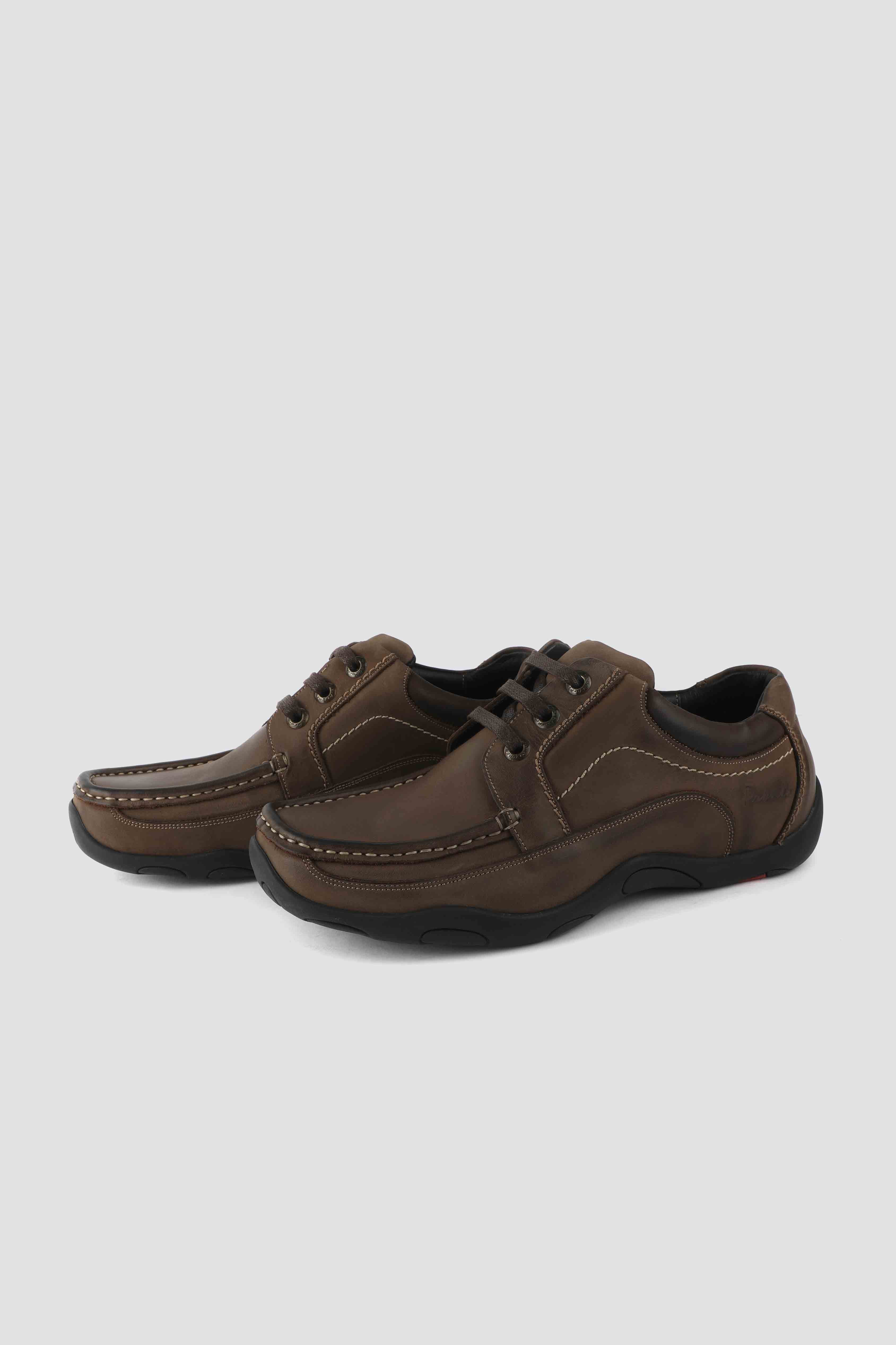 Stouts lace
