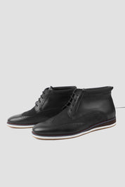 Wingtip boot