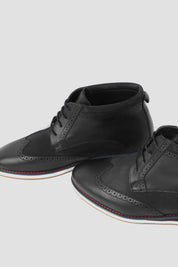 Wingtip boot